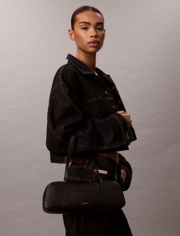 Calvin Klein - Túi Đeo Vai Nữ Foil Logo Shoulder Bag