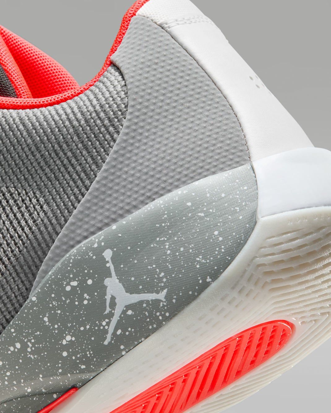 Nike - Giày thời trang thể thao Nam Jordan Luka .77 Pf