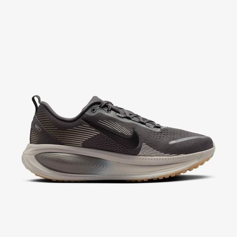 Nike - Giày chạy bộ thể thao Nam Vomero 18 Men's Road Running Shoes