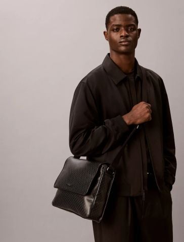Calvin Klein - Túi Đeo Chéo Nam Emblem Coated Flap Messenger
