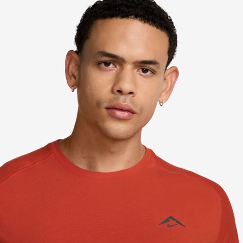 Nike - Áo phông tay ngắn thể thao Nam Dri-Fit Adv Solar Chase Short-Sleeve - 2