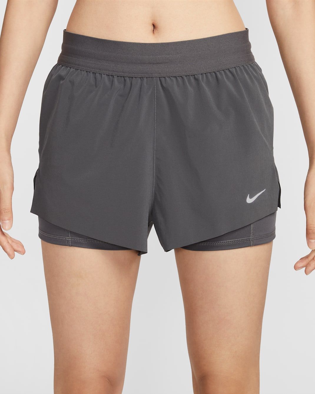 Nike - Quần ngắn thể thao Nữ Swift Women's Dri-FIT Mid-Rise 2-in-1 Running Shorts