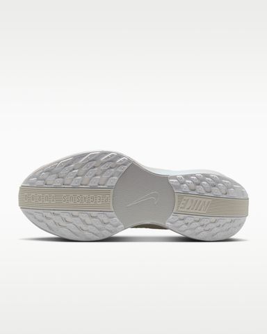 Nike - Giày Chạy Bộ Nữ Pegasus Plus Ess