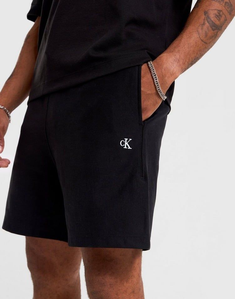 Calvin Klein - Quần nỉ ngắn nam Premium Terry Monogram Short