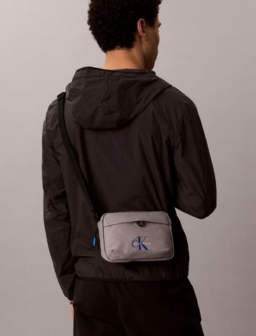 Calvin Klein - Túi Đeo Chéo Nam Bold Logo Nylon Camera Bag