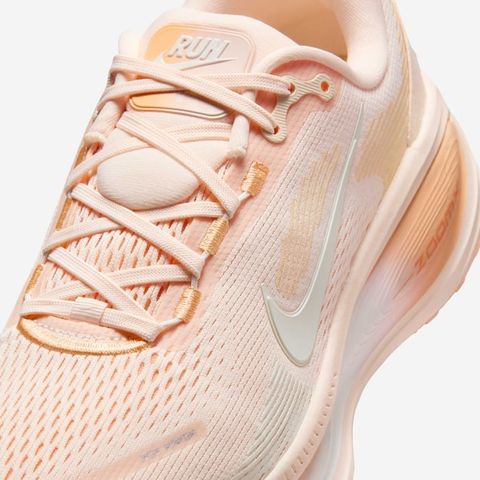 Nike - Giày chạy bộ thể thao Nữ Vomero 18 Women's Road Running Shoes