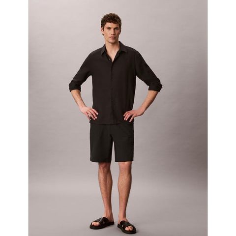 Calvin Klein - Quần Ngắn Thể Thao Nam 9 In Tech Nylon Relaxed Utility Shorts