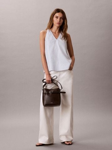 Calvin Klein - Túi Đeo Chéo Nữ Buckle Mini Bucket Crossbody