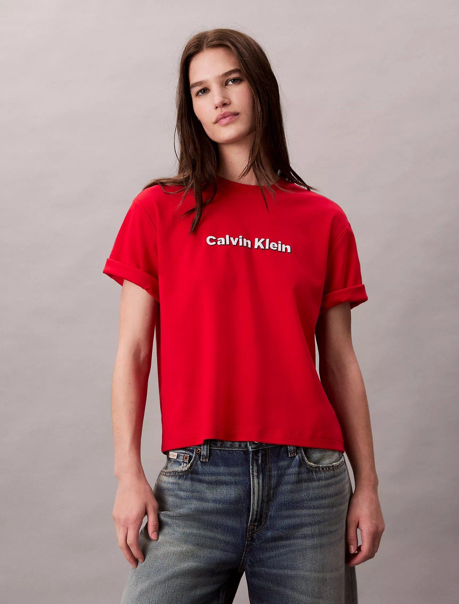 Calvin Klein - Áo phông thời trang nữ Embroidered Logo Graphic Classic T-Shirt