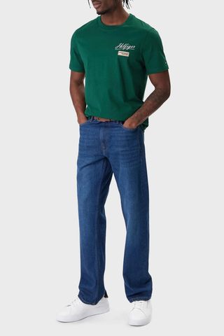 Tommy Hilfiger - Áo Thun Tay Ngắn Nam Modern Ath Graphic Badge Tee