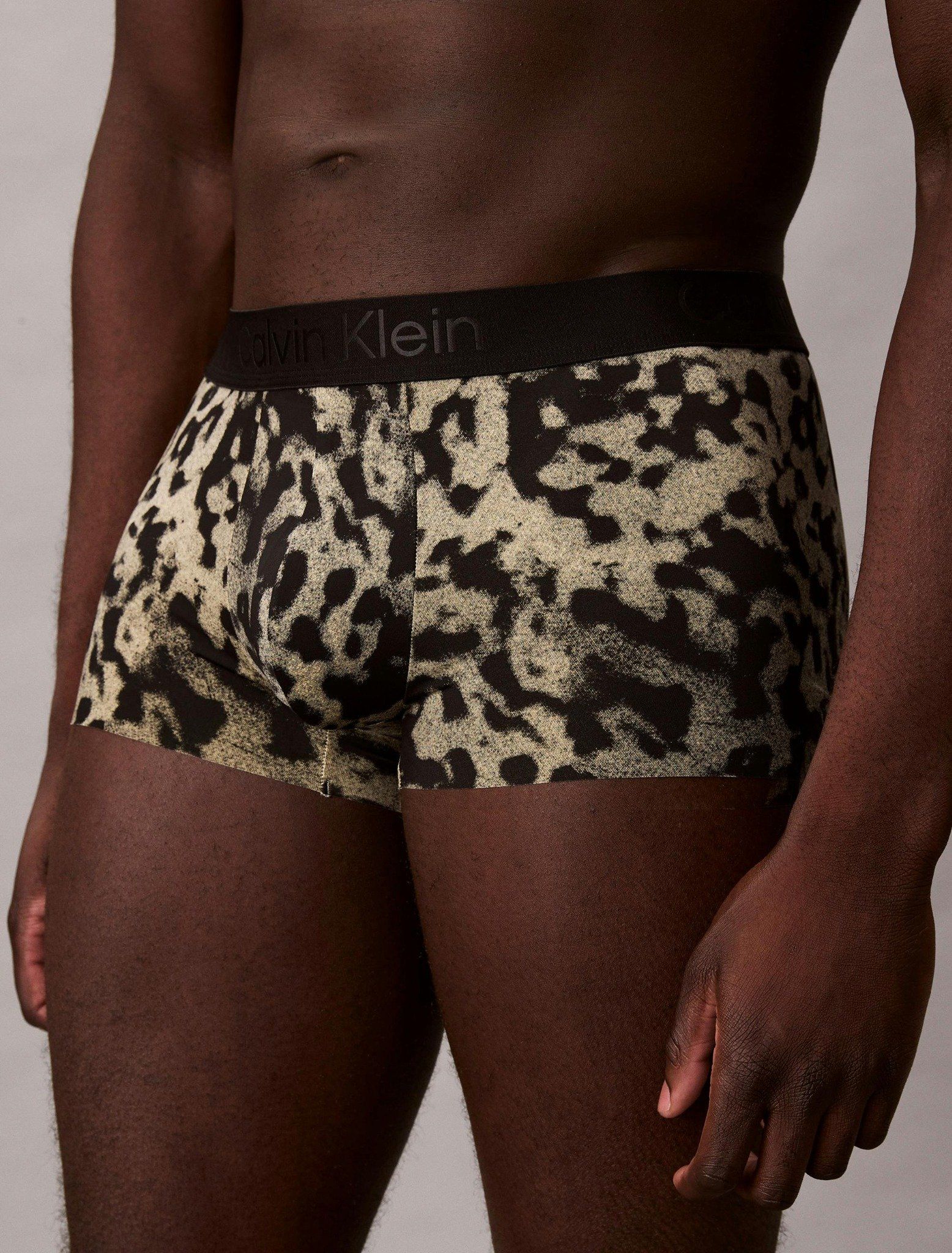 Calvin Klein - Quần lót nam CK Black Low Rise Trunk