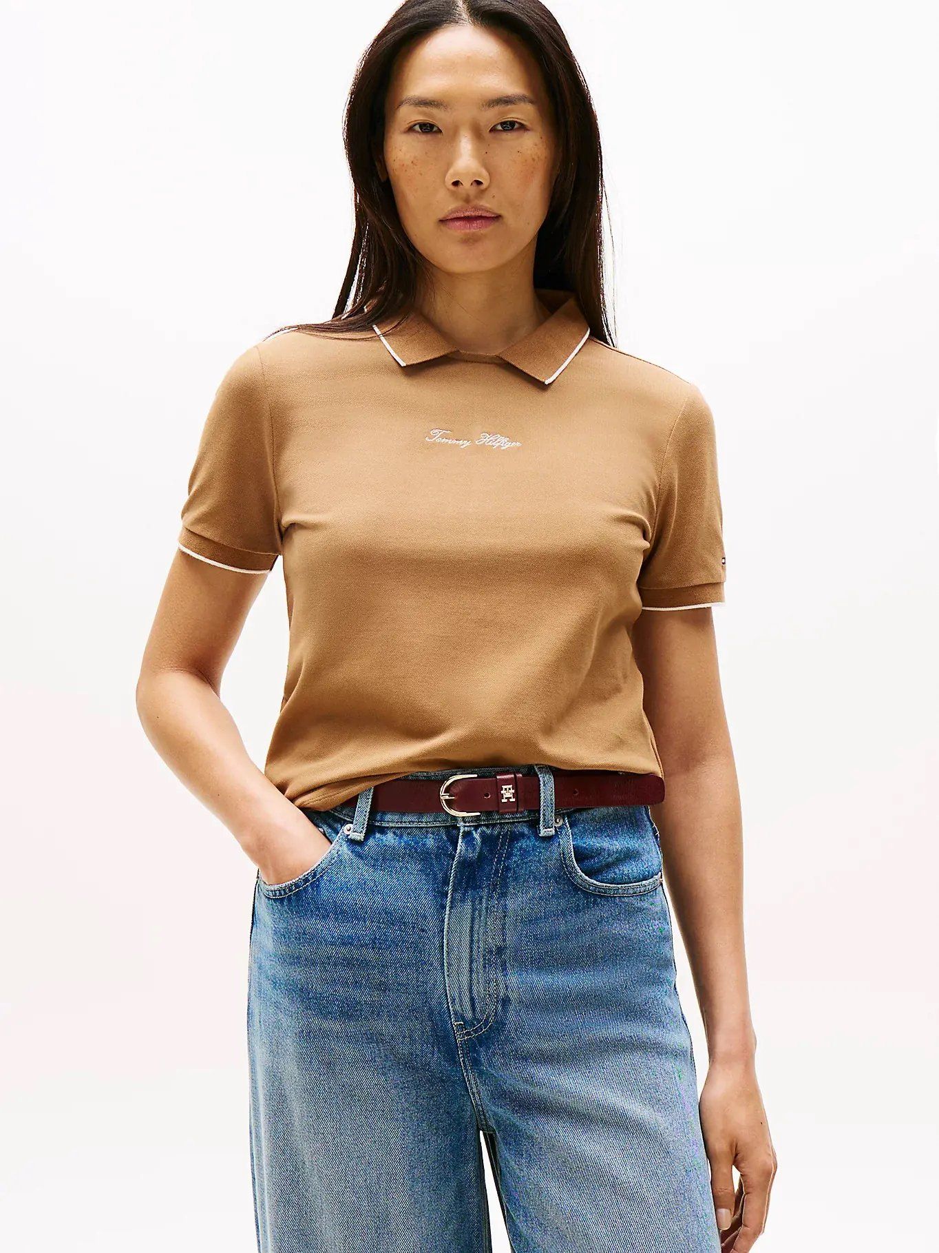 Tommy Hilfiger - Áo thun có cổ polo tay ngắn nữ TH Script Regular Slim Polo