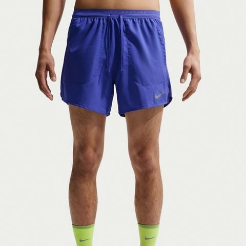 Nike - Quần Ngắn Chạy Bộ Nam Nike Nike Stride Men's Dri-FIT 13cm (approx.) Brief-Lined Running Shorts