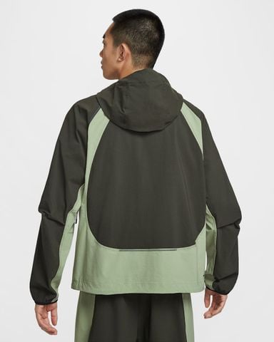 Nike - Áo khoác thể thao Nam Tech Men's Dri-FIT Woven Colour-Block Loose Oversized Jacket