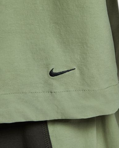 Nike - Áo khoác thể thao Nam Tech Men's Dri-FIT Woven Colour-Block Loose Oversized Jacket