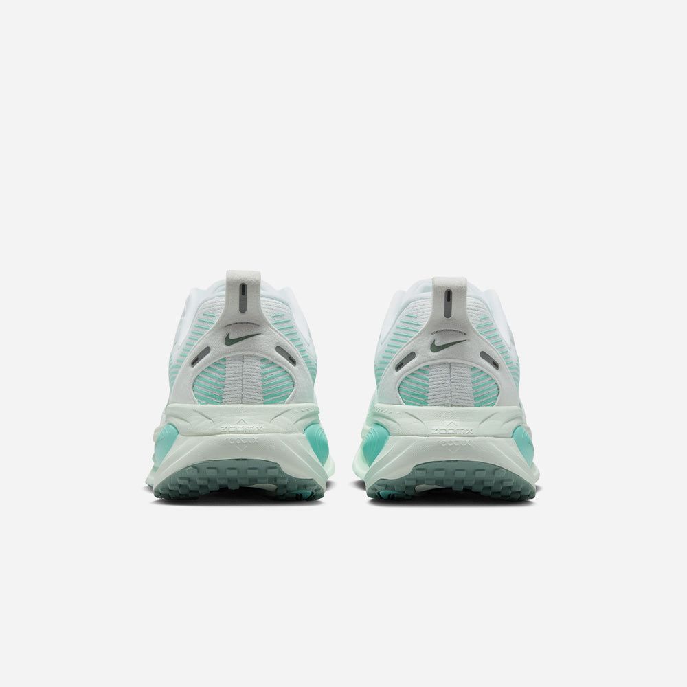 Nike - Giày chạy bộ Nữ Women's Vomero 18 Running Shoes - Mint