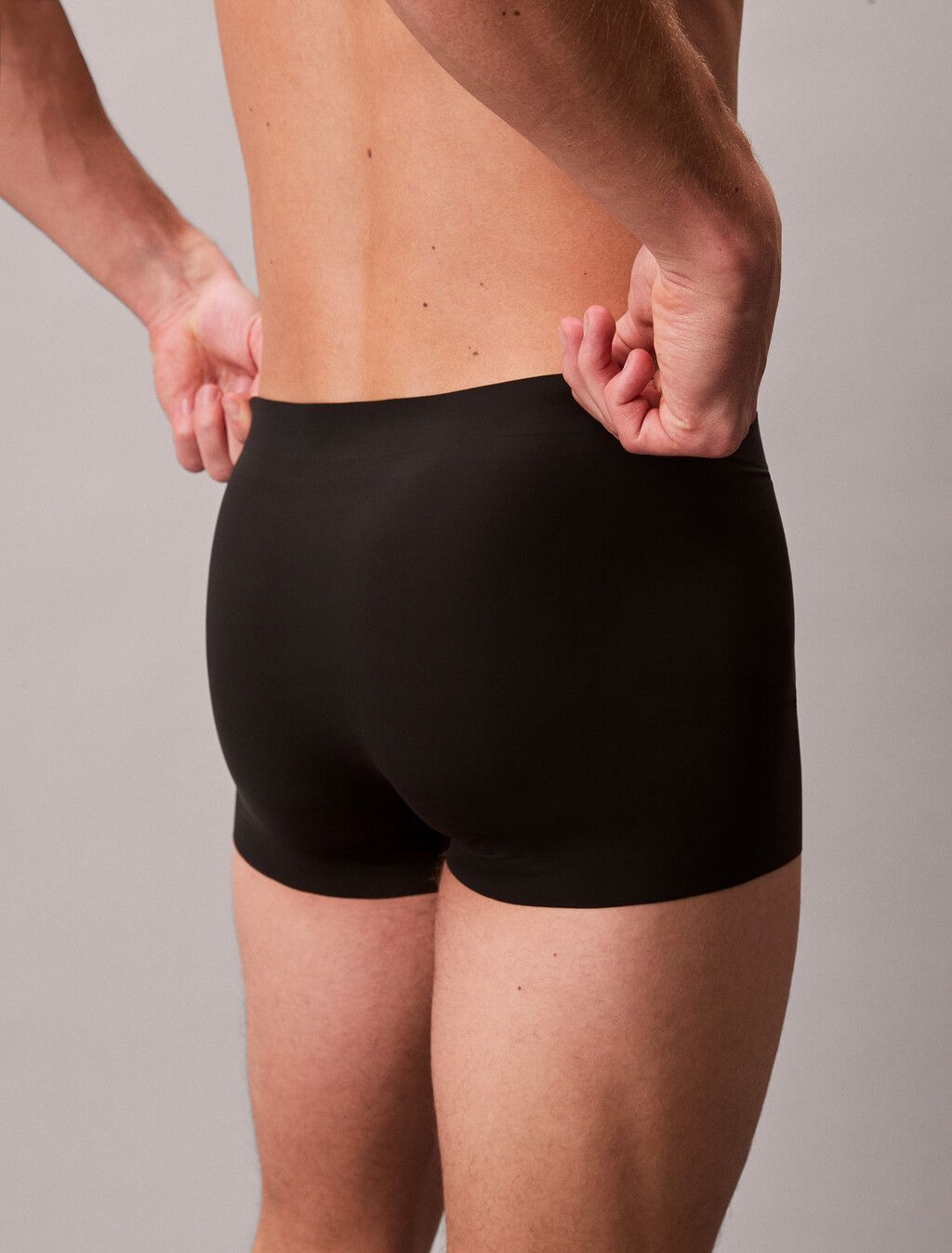 Calvin Klein - Quần lót nam Trunks - Invisibles Microfibre Stretch