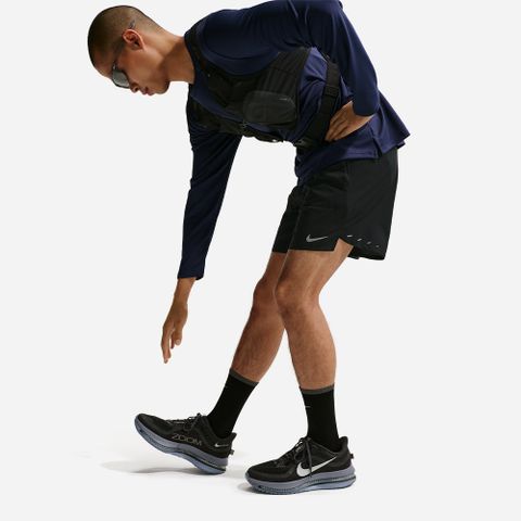 Nike - Quần Ngắn Chạy Bộ Nam Dri-FIT Stride 7-Inch