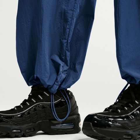 Nike - Quần Dài Thể Thao Nữ Sportswear Women's Loose High-Waisted Parachute Trousers