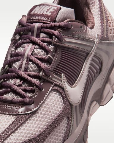 Nike - Giày Thời Trang Nữ Zoom Vomero 5 SE