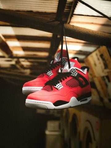 Nike - Giày Thời Trang Nam Air Jordan 4 Toro Bravo Fire Red And Black