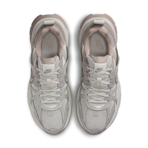 Nike - Giày thời trang thể thao Nữ Nike V2K Run Women's Shoes with Reflective Accents