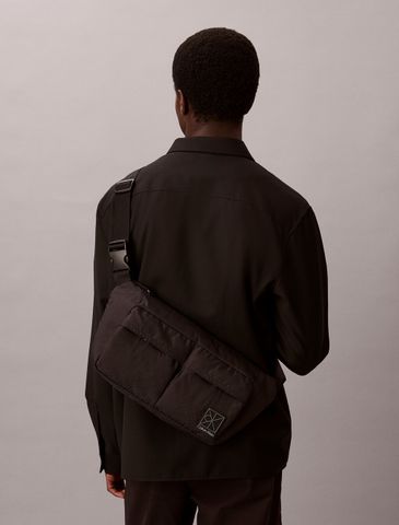 Calvin Klein - Túi Bao Tử Nam Water-Repellent Ripstop Sling Bum Bag