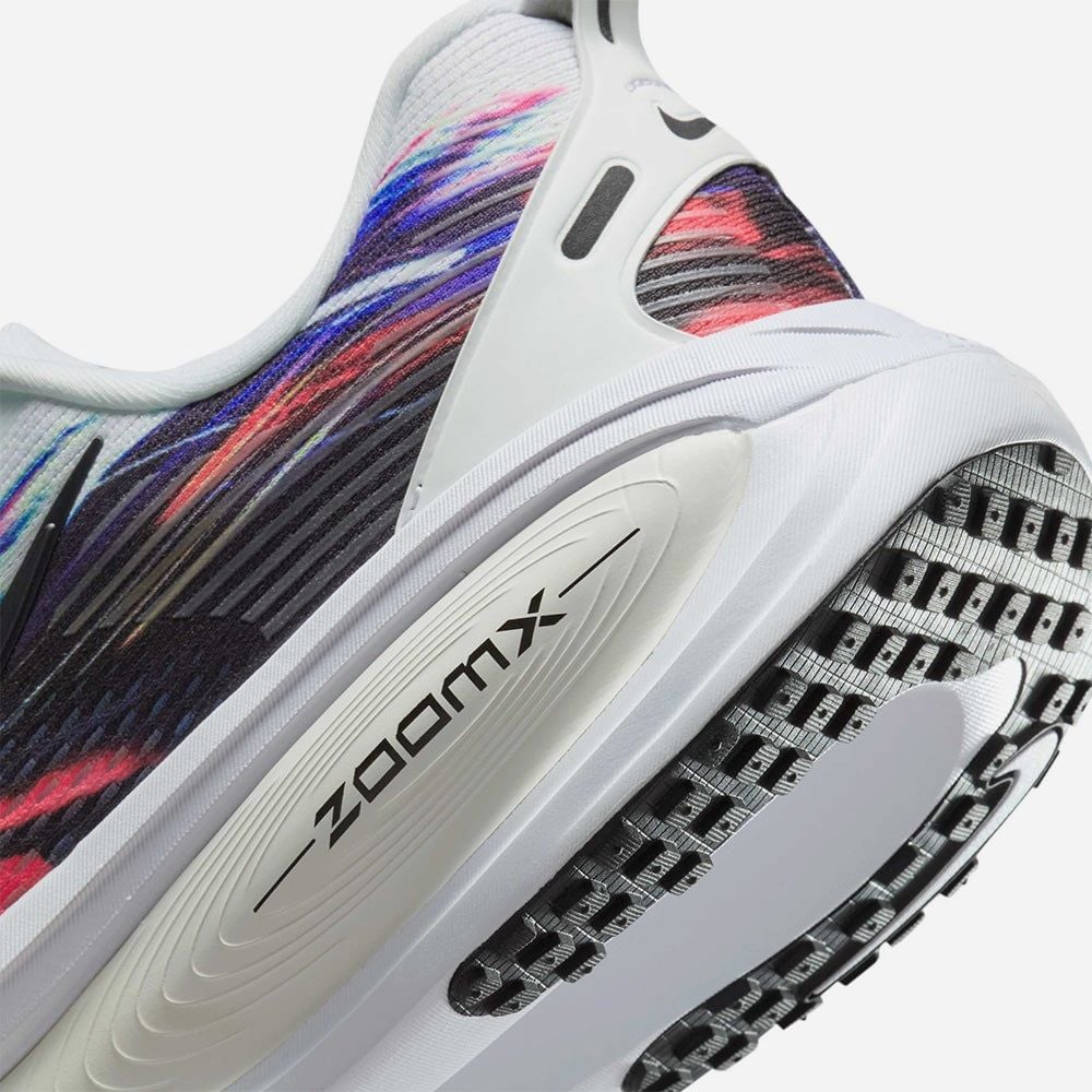 Nike - Giày chạy bộ Nam Nike Vomero 18 SE Men's Road Running Shoes