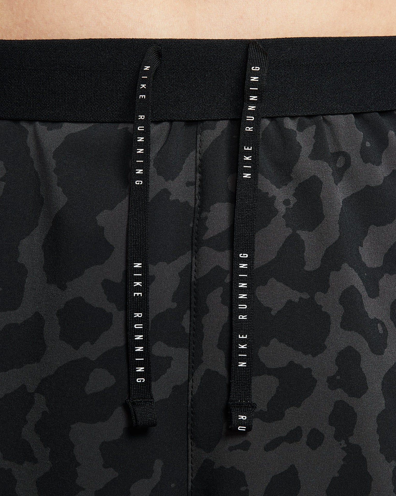 Nike - Quần ngắn thể thao Nữ Nike Swift Women's Dri-FIT Mid-Rise 2-in-1 Printed Running Shorts