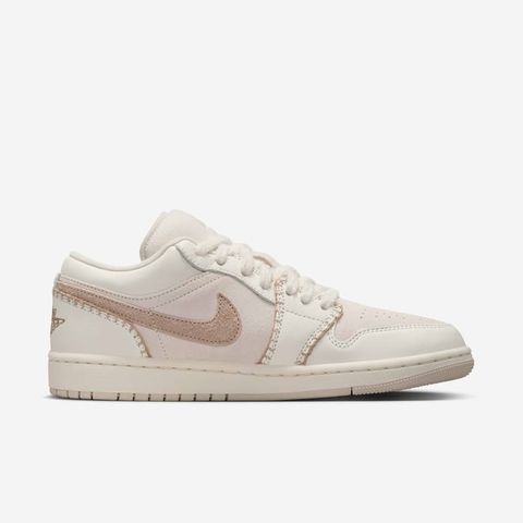 Nike - Giày thời trang thể thao Nữ Air Jordan 1 Low SE Women's shoes - 2