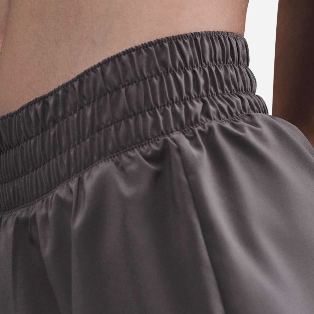 Nike - Quần ngắn tập luyện Nữ Women's One Dri-Fit Mid-Rise 3 Inch 2-In-1 Shorts - Purple