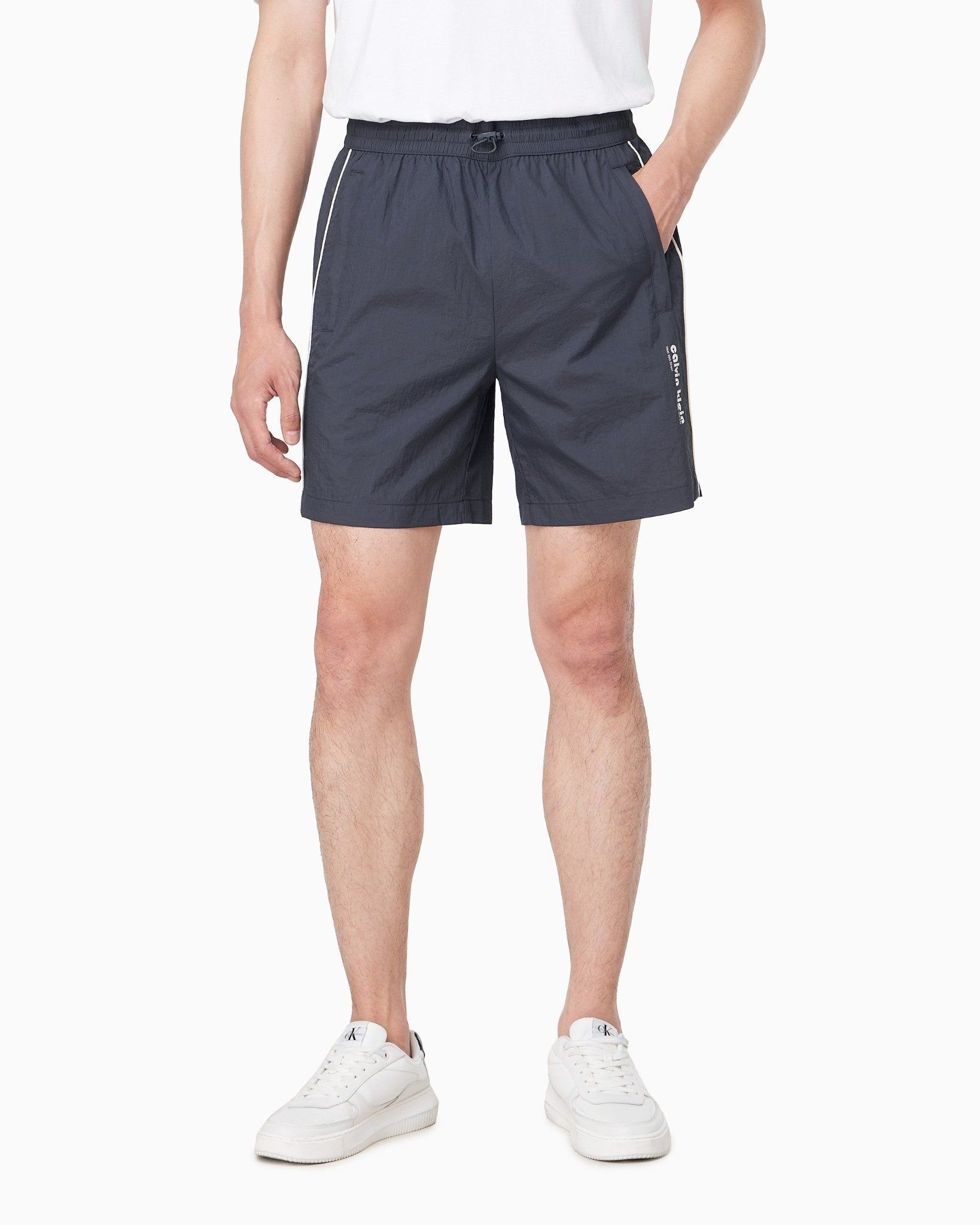 Calvin Klein - Quần ngắn nam Relaxed Fit Banding Crinkle Shorts