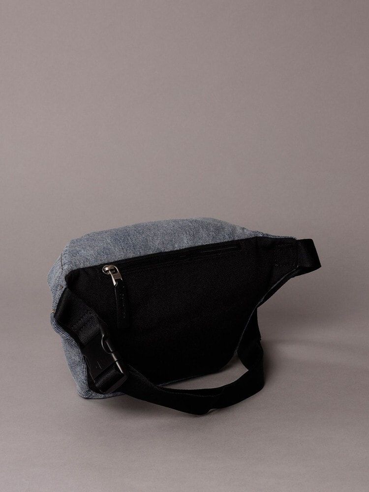 Calvin Klein - Túi bao tử nam Ck Denim Waistbag