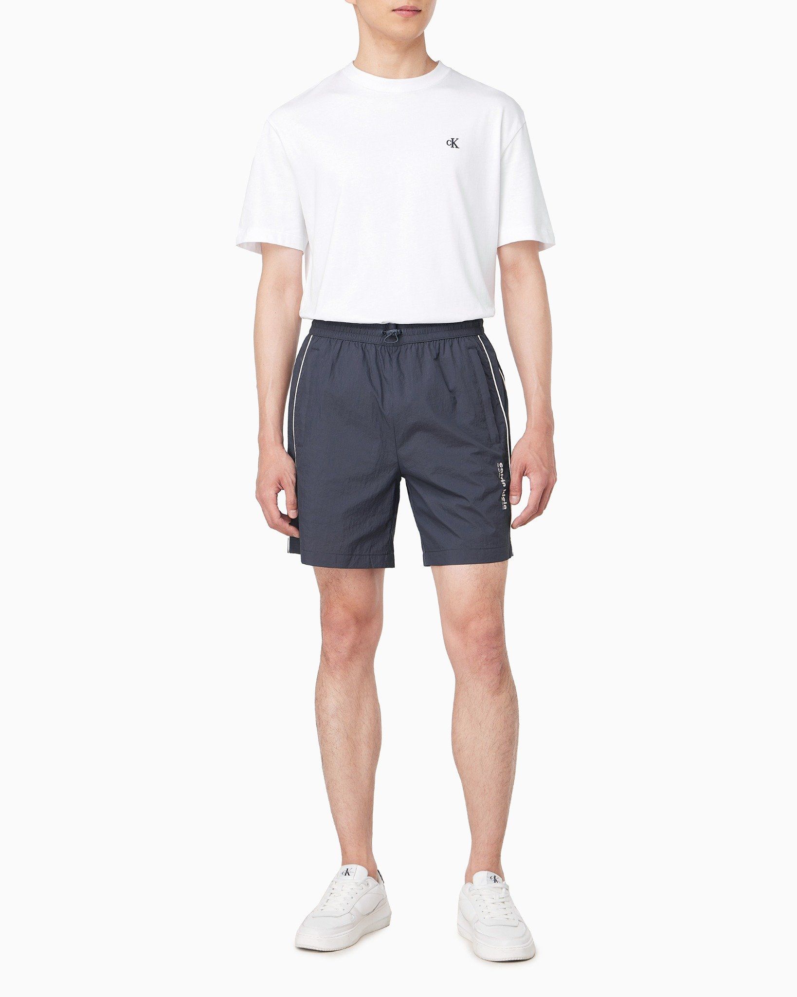 Calvin Klein - Quần ngắn nam Relaxed Fit Banding Crinkle Shorts