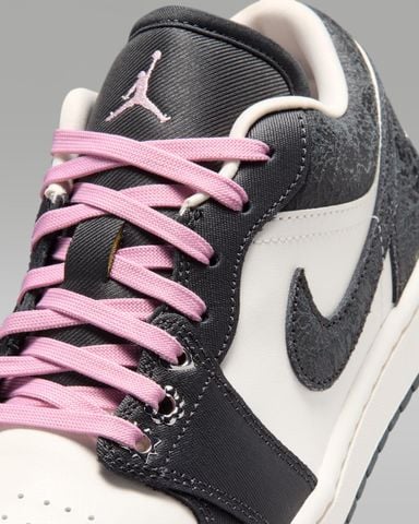 Nike - Giày Sneakers Nữ Air Jordan 1 Low SE