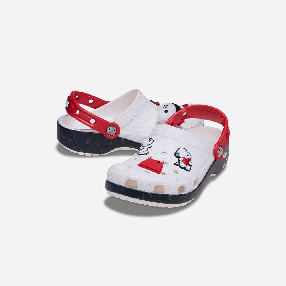 Crocs - Xăng đan trẻ em Classic Clog Kid Peanuts Lifestyle