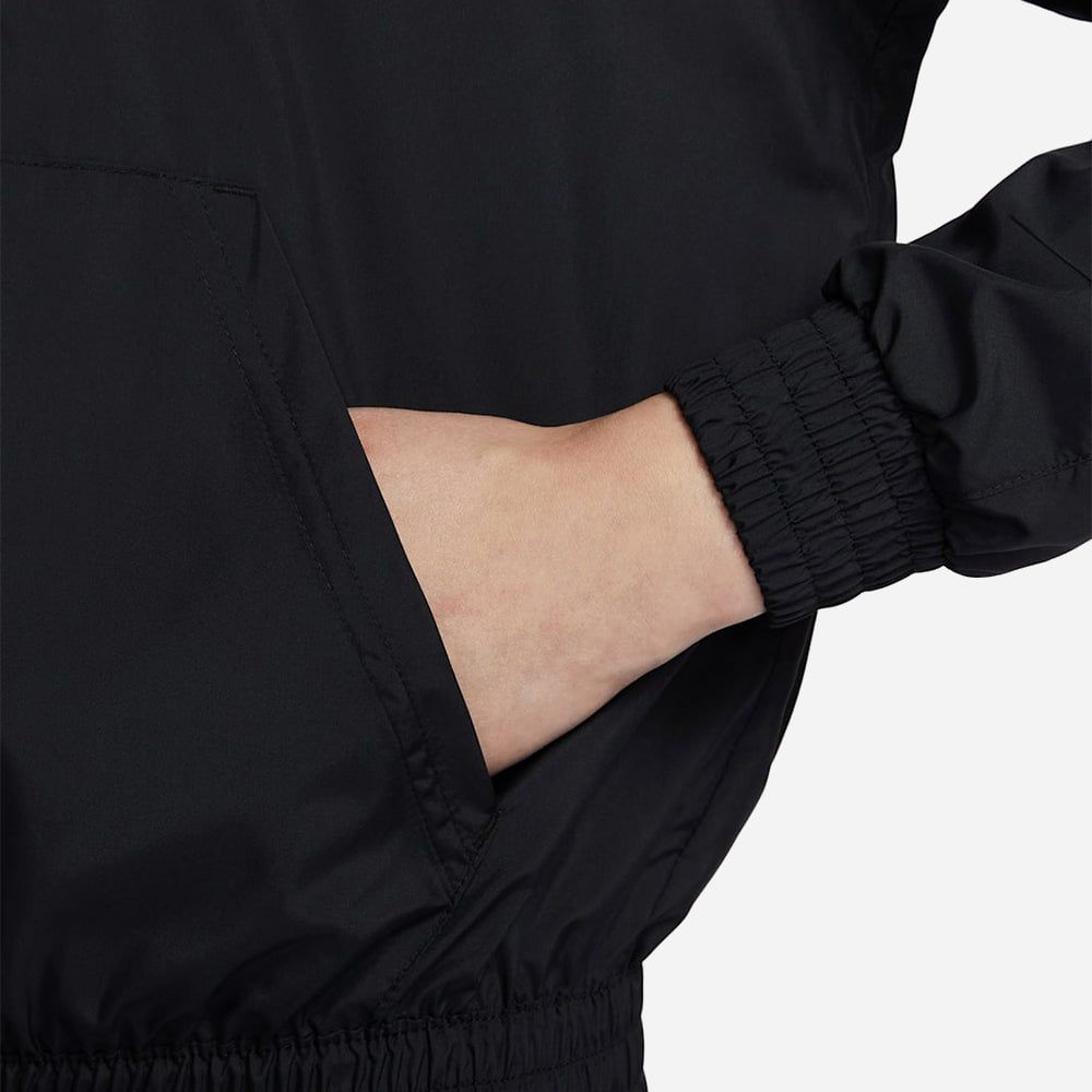 Nike - Áo khoác thể thao Nữ Women's Sportswear Classic Wovens Loose Uv Protection Hooded Jacket - Black