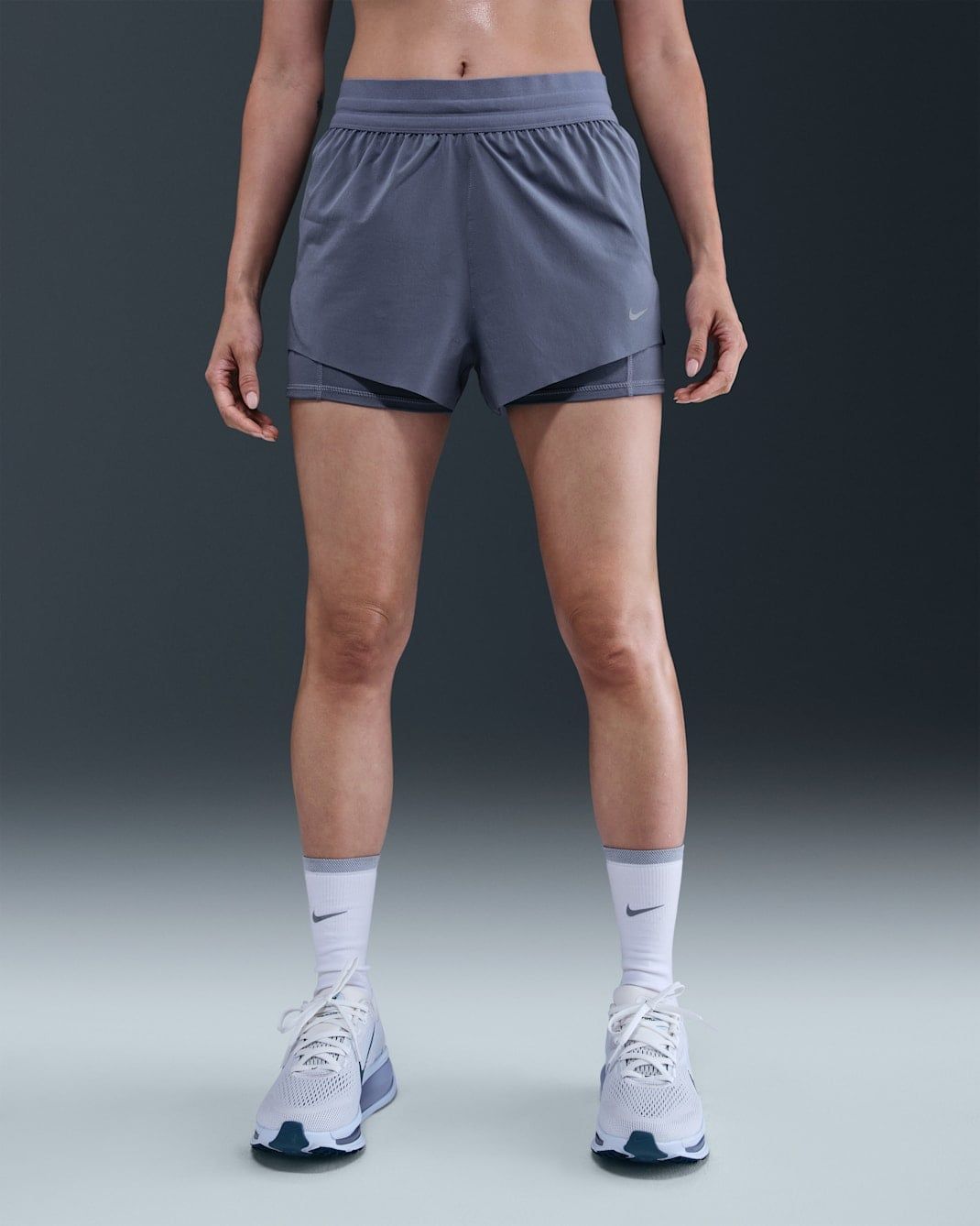 Nike - Quần ngắn thể thao Nữ Swift Women's Dri-FIT Mid-Rise 2-in-1 Running Shorts