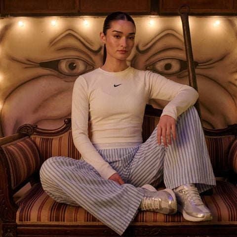Nike - Quần Dài Thể Thao Nữ Sportswear Chill Poplin Loose Mid-Rise Woven Striped Trousers