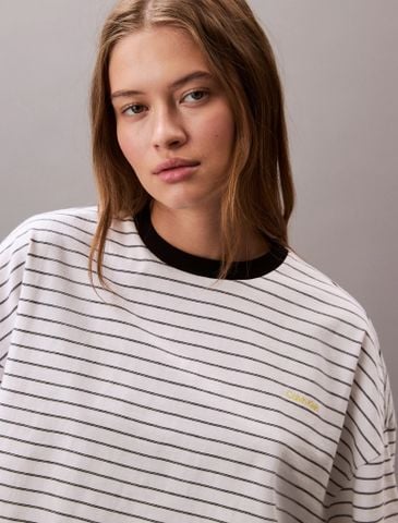 Calvin Klein - Áo phông thời trang nữ Cropped Stripe Boxy Tee - 4