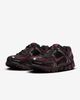 Nike - Giày thời trang thể thao Nữ Zoom Vomero 5 Women's shoes with reflective accents