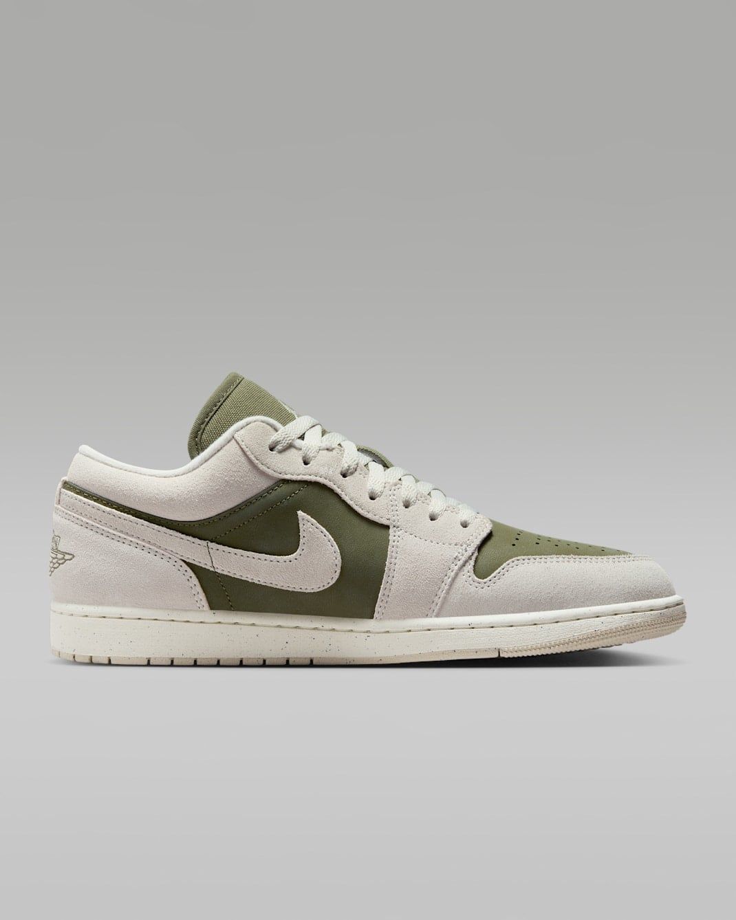 Nike - Giày thời trang thể thao Nam Air Jordan 1 Low SE Men's Shoes