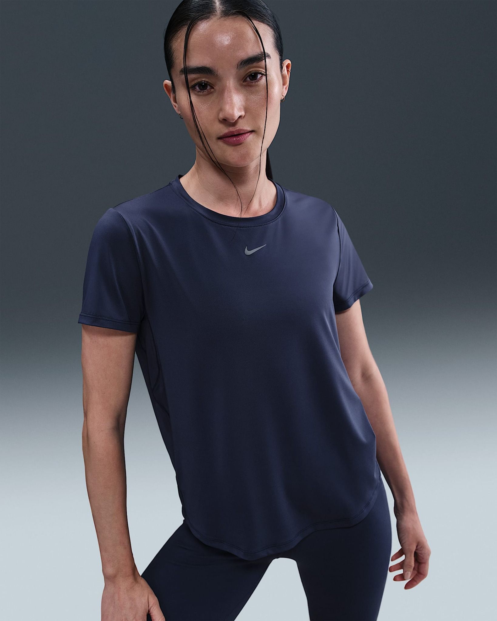 Nike - Áo thun tay ngắn thể thao Nữ One Classic Women's Dri-FIT Short-Sleeve Top