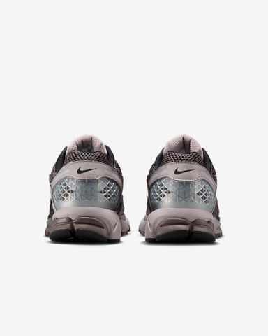Nike - Giày thời trang thể thao Nam Nike Zoom Vomero 5 Men's shoes