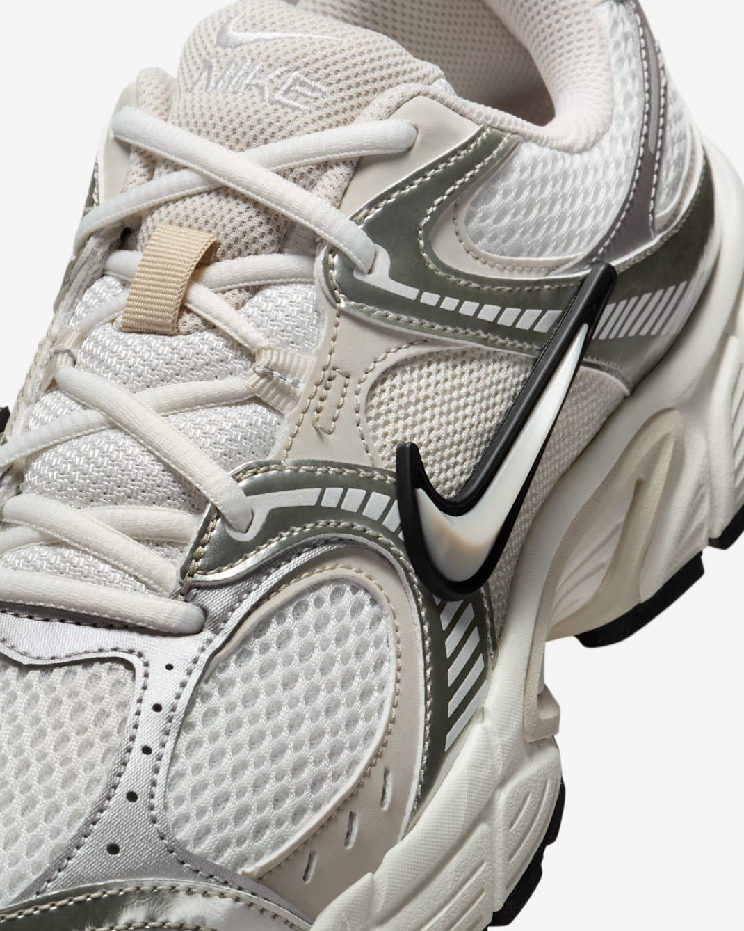 Nike - Giày thời trang thể thao Nữ V5 RNR Women's shoes with reflective accents