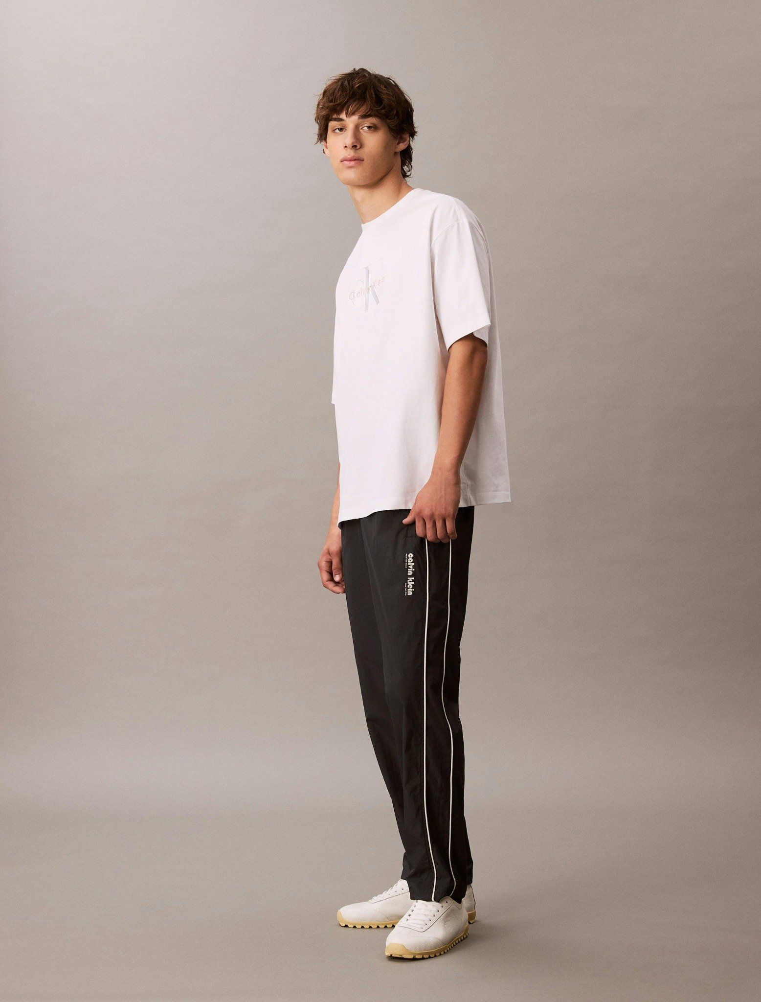 Calvin Klein - Quần dài thể thao nam Relaxed Crinkle Nylon Track Pants