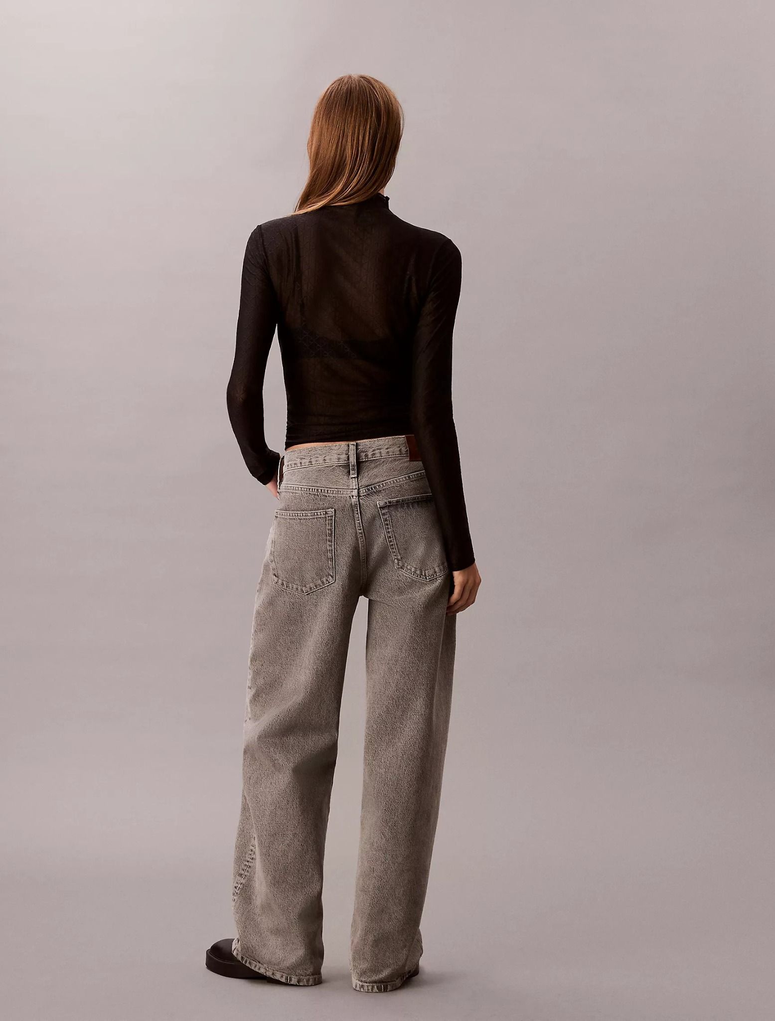 Calvin Klein - Quần jeans ống rộng nữ The Wide Leg Grey Sterling