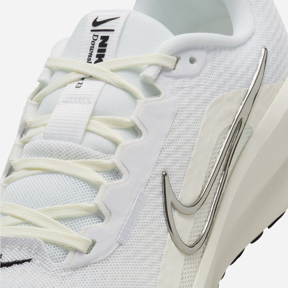 Nike - Giày chạy bộ Nữ Women's Downshifter 13 Running Shoes - White