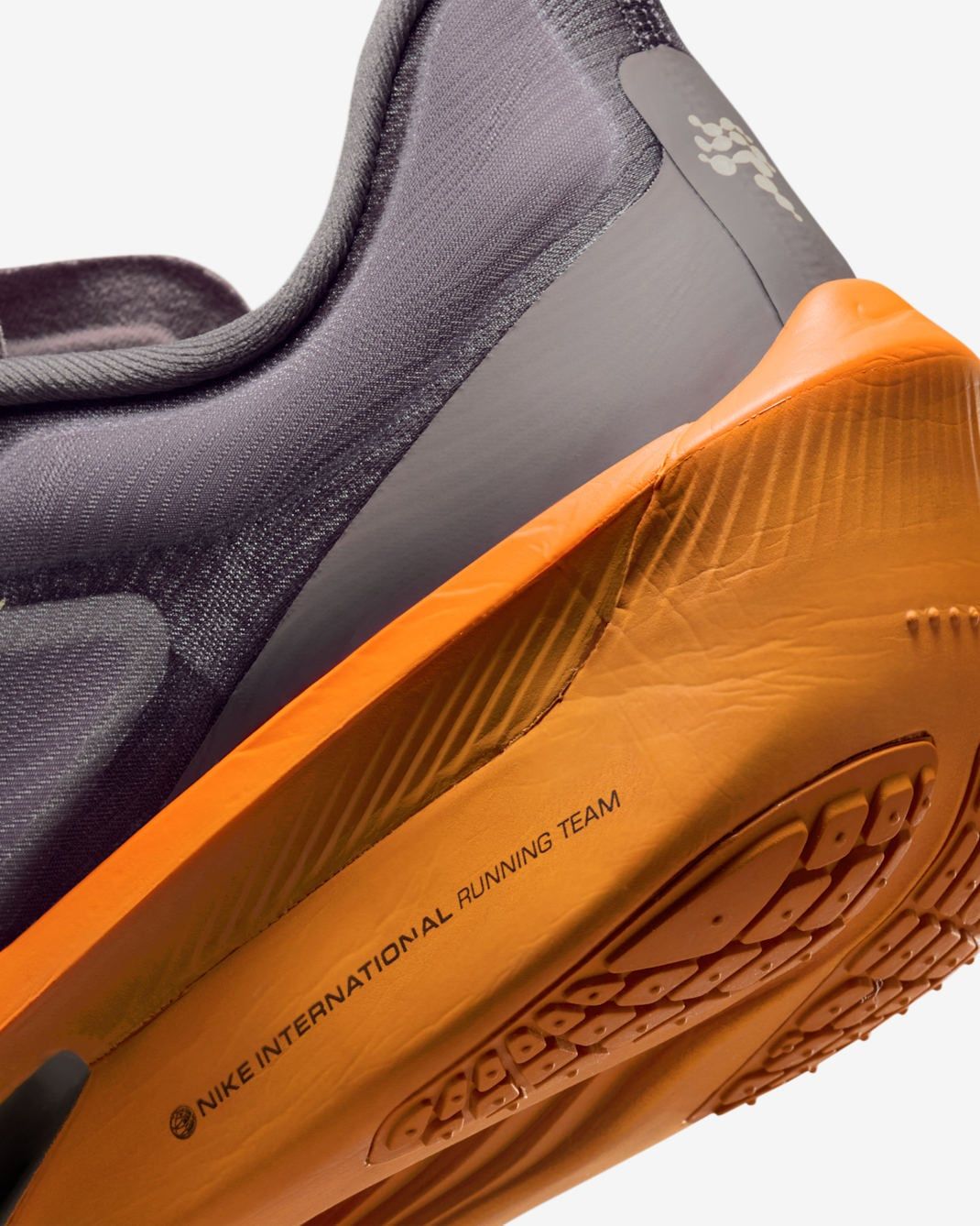 Nike - Giày chạy bộ thể thao Nam Zoom Fly 6 Men's Road Racing Shoes