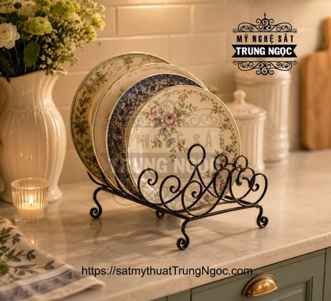 kệ để dĩa sắt nghệ thuật trang trí